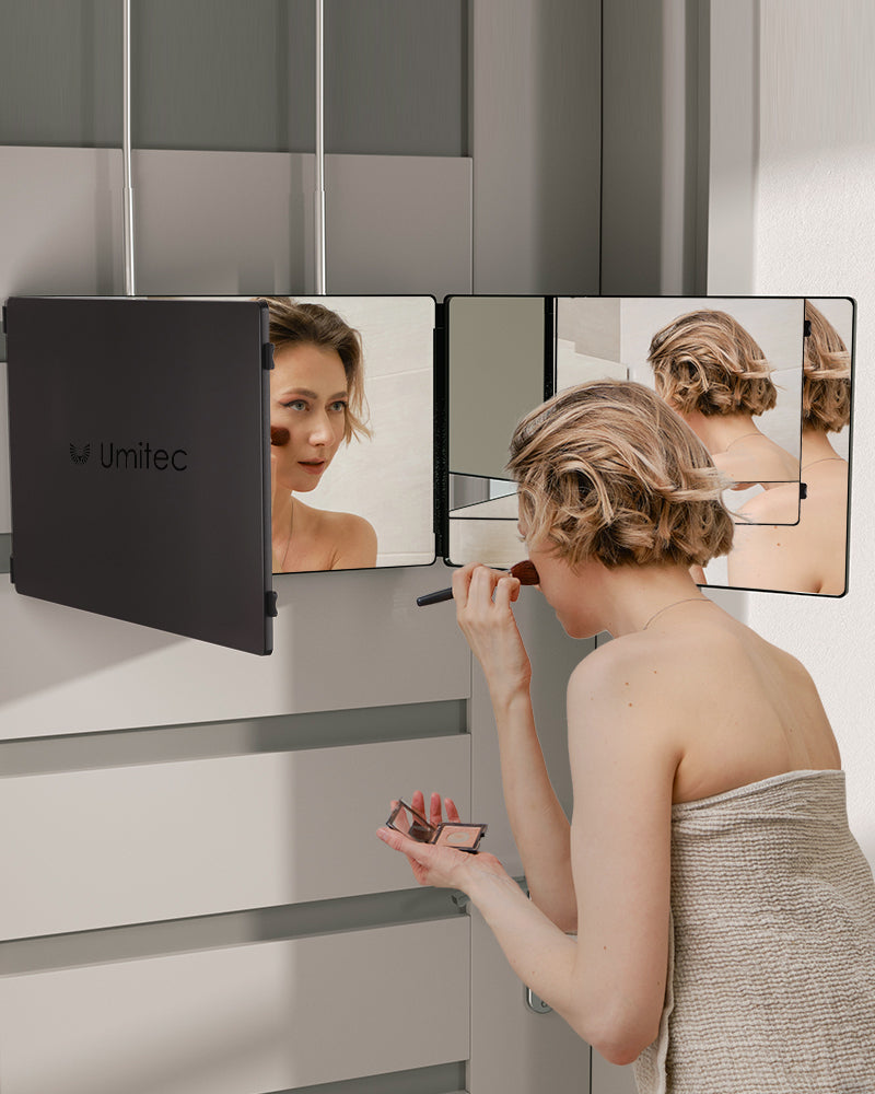 Umitec 3-Way Trifold Mirror displaying wide-angle reflection for precise makeup detailing