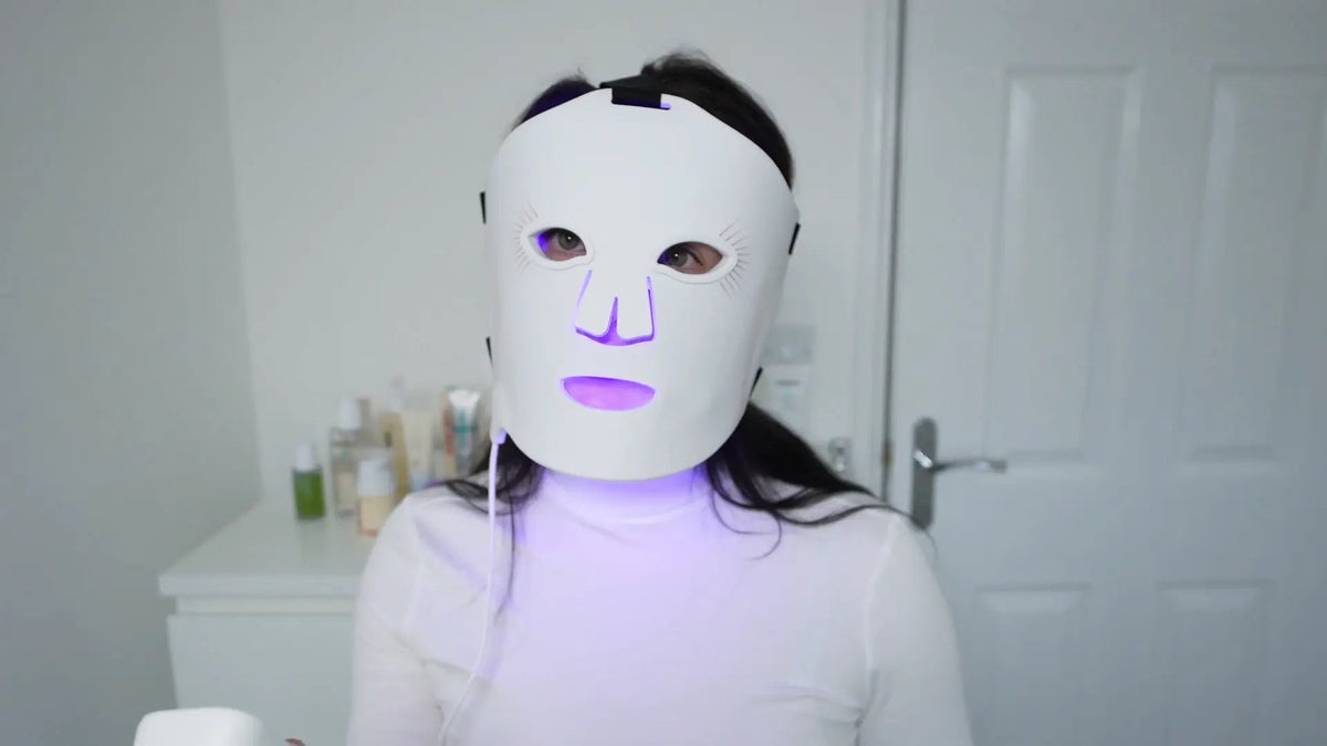 Breakouts After Blue Light Therapy: Why They Happen and How to Reduce Them Safely Umitec